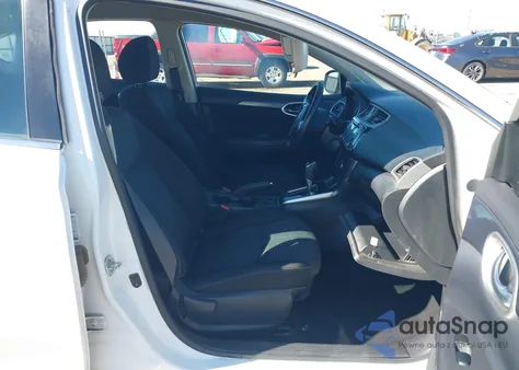 2018 Nissan Sentra Sr z USA, uszkodzony, nr VIN 3N1AB7AP2JY262275